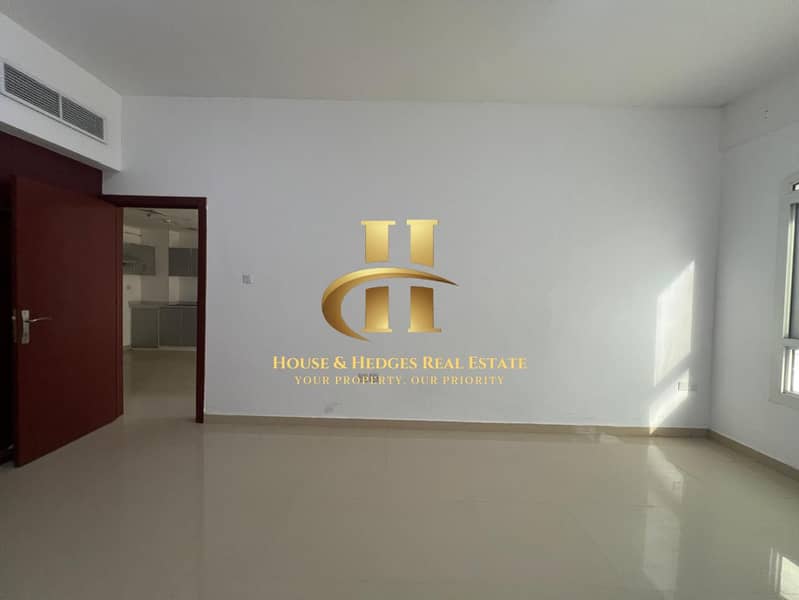 Spacious Layout | Vacant | Ready to Move