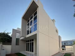 Live Better | 3BR Corner Garden |Vardon