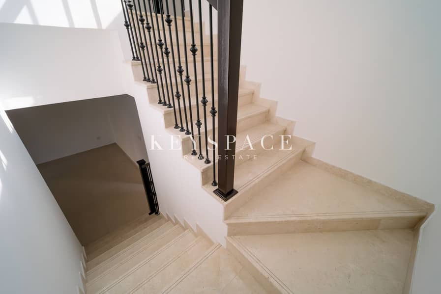 2BR VILLA + MAIDS ROOM l MIDDLE UNIT l LANDSCAPED l UNFURNISHED - Image 9