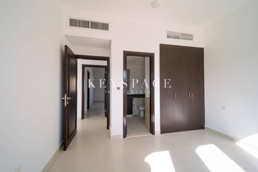 2BR VILLA + MAIDS ROOM l MIDDLE UNIT l LANDSCAPED l UNFURNISHED - Image 17