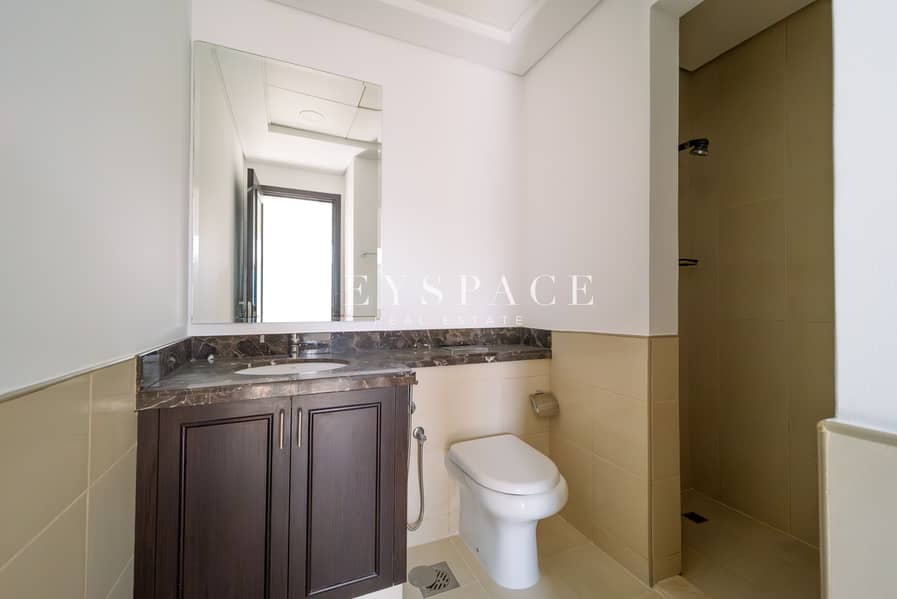 2BR VILLA + MAIDS ROOM l MIDDLE UNIT l LANDSCAPED l UNFURNISHED - Image 20