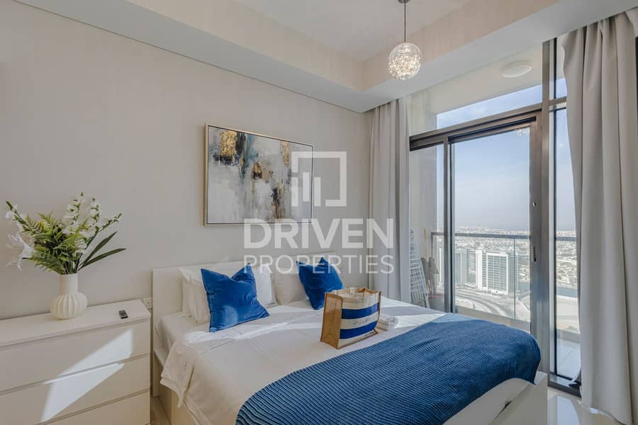 Prime Location | High Floor | Fully Furnished - Image 6
