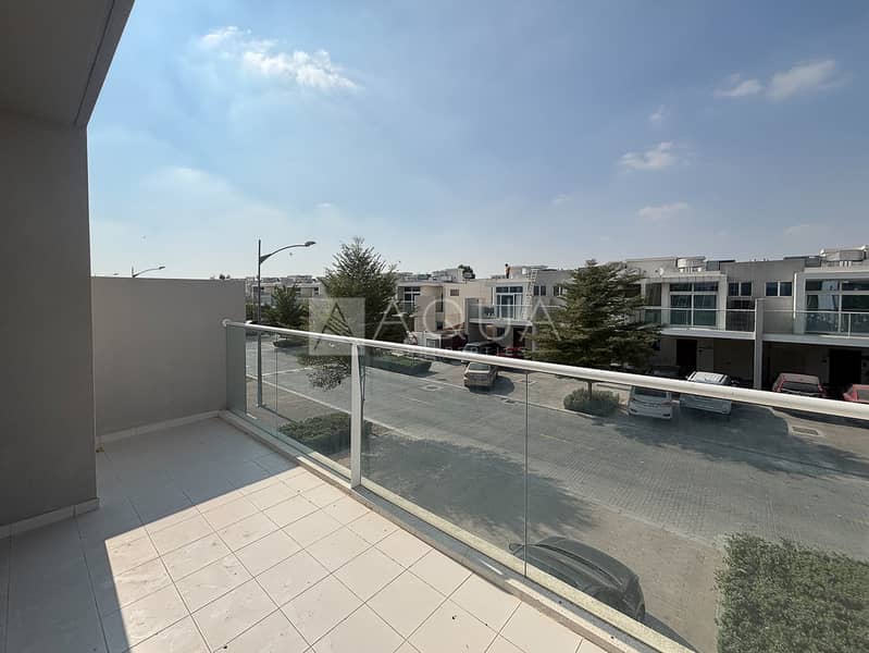 Live Better | 3BR Corner Garden |Vardon - Image 8