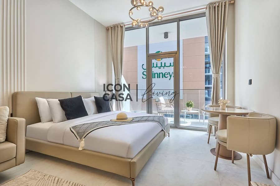 Luxury | Spacious | Near To Circle Mall