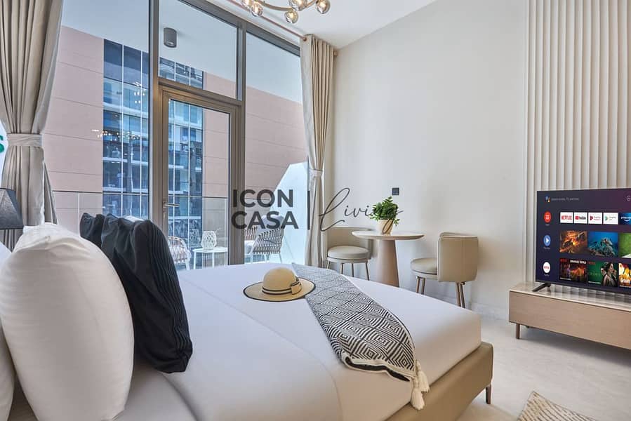 Luxury | Spacious | Near To Circle Mall