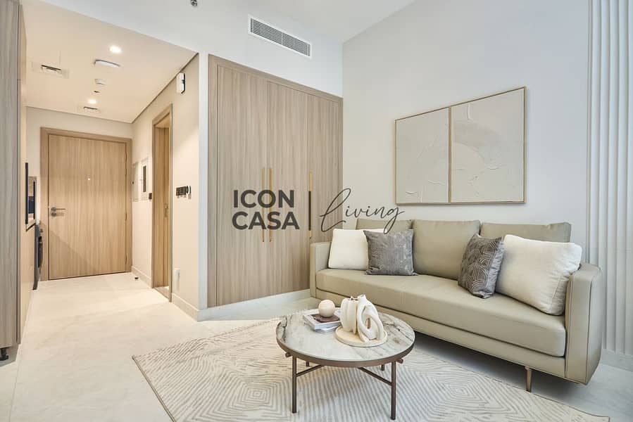 Luxury | Spacious | Near To Circle Mall