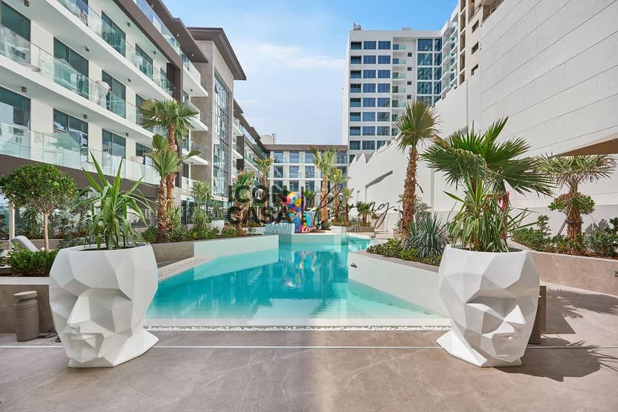 Luxury | Spacious | Near To Circle Mall - Image 15