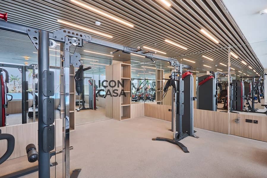 Luxury | Spacious | Near To Circle Mall - Image 18