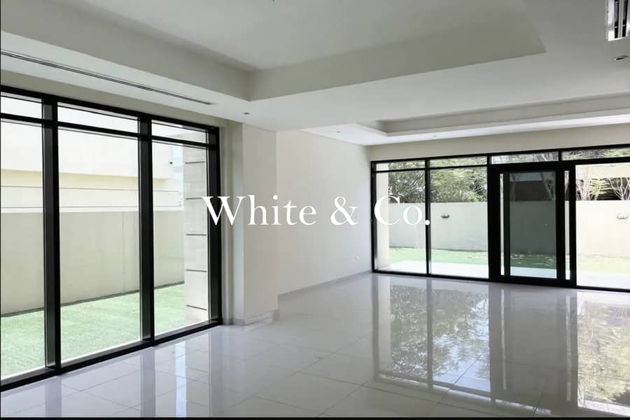 Twin Villa | Motivated | Close to Park - Image 10