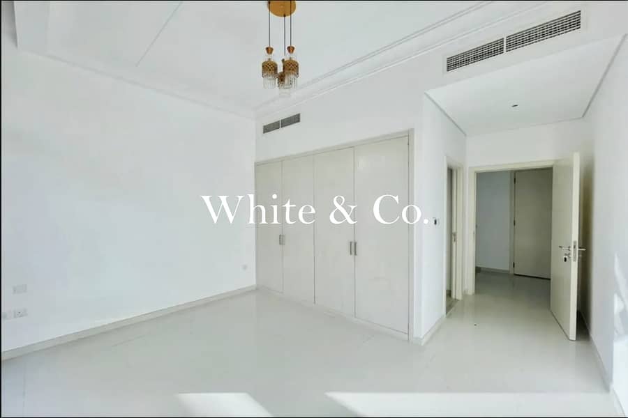 Twin Villa | Motivated | Close to Park