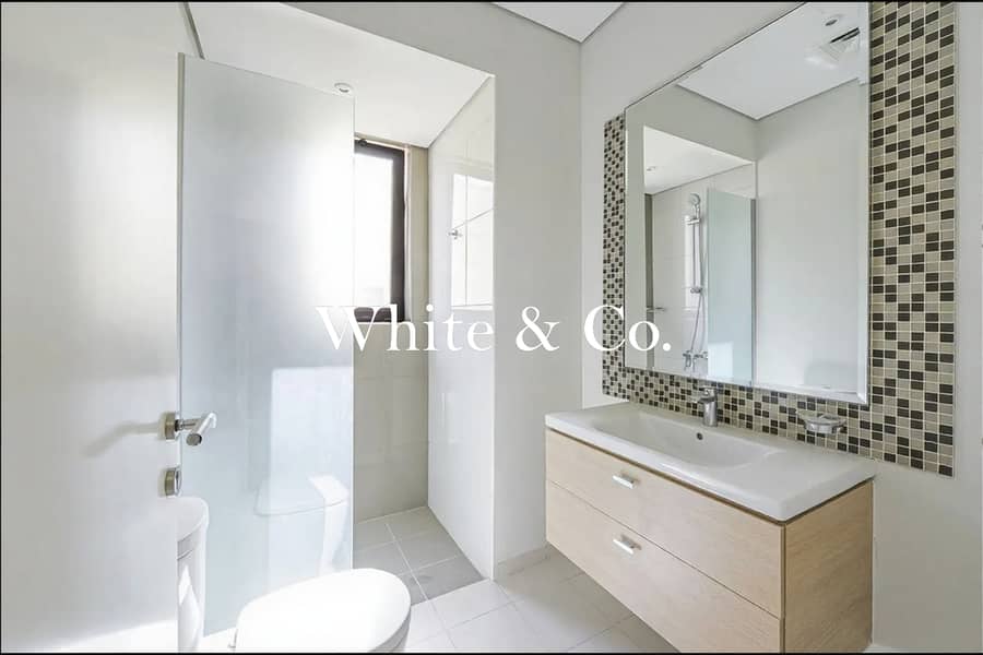 Twin Villa | Motivated | Close to Park - Image 14