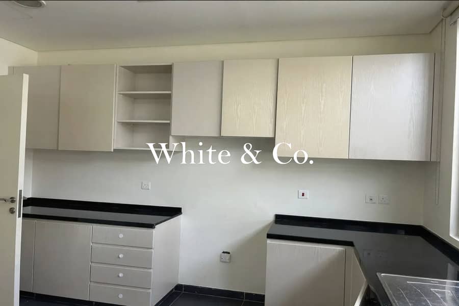 Twin Villa | Motivated | Close to Park - Image 16