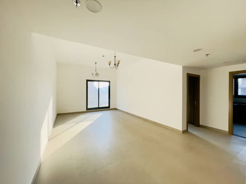 Brand New | Luxury Two-Bed | 6 Payments | Close To Bus Stop - Image 7