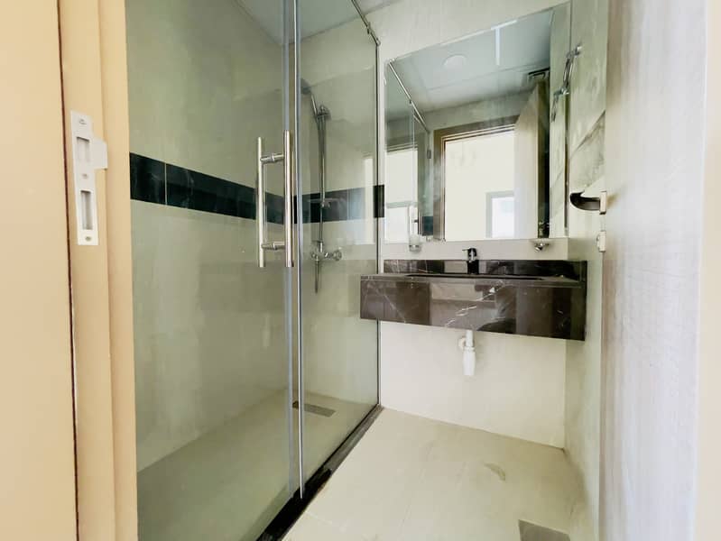 Brand New | Luxury Two-Bed | 6 Payments | Close To Bus Stop - Image 18