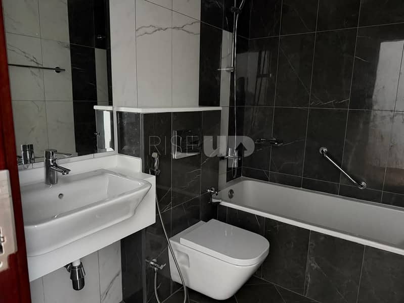 Spacious Apartment | Prime Location | Unfurnished - Image 11