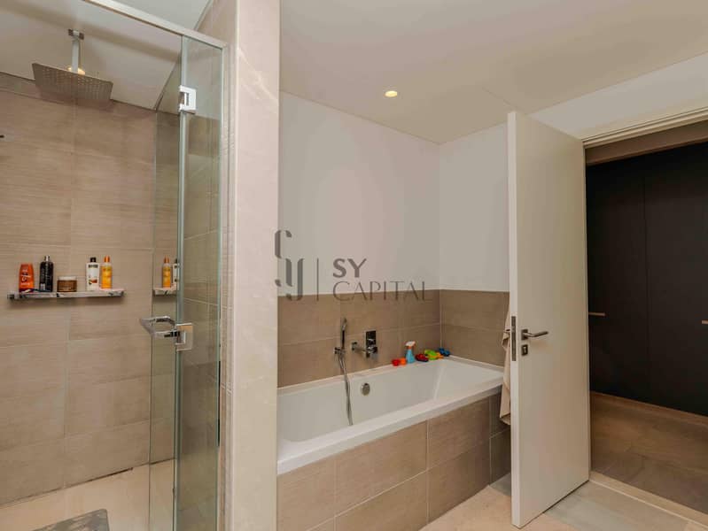 Skyline Luxury | 2 Bedroom | Private Pool & Garden - Image 25