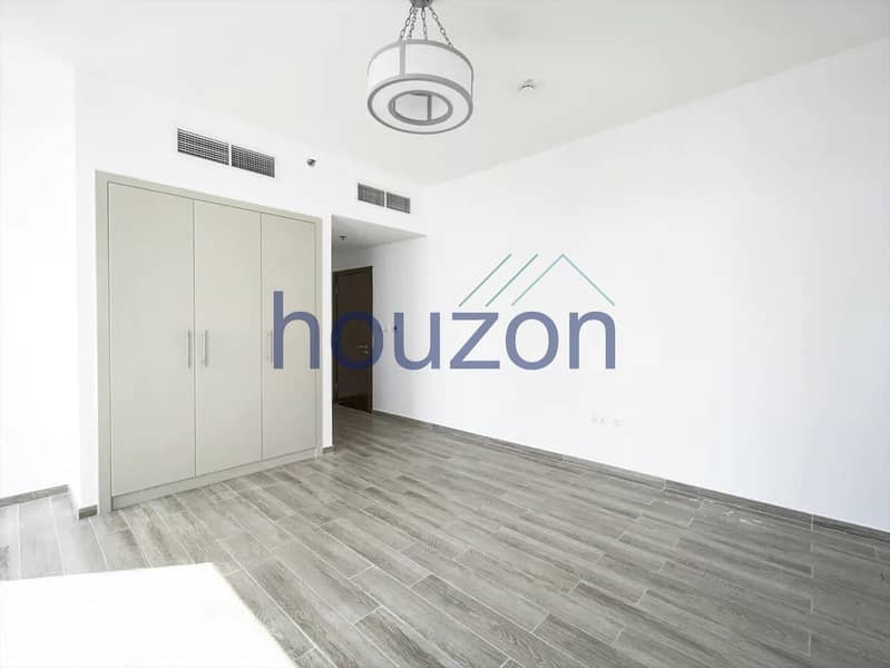 Elegant 2BR | Canal + Sea | Burj View - Image 14