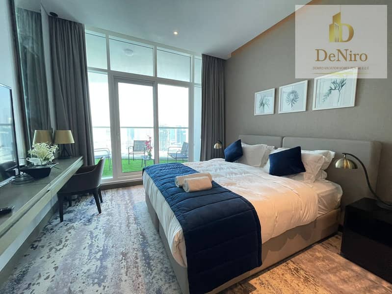 High-Floor Luxury Studio with Burj Khalifa View – Best Price for the Best Apartment!