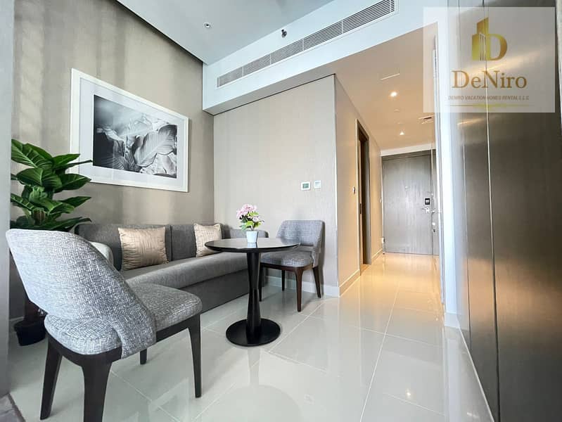 High-Floor Luxury Studio with Burj Khalifa View – Best Price for the Best Apartment!
