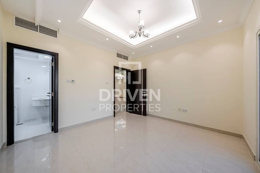 Spacious Villa | Ready to Move in | Community View