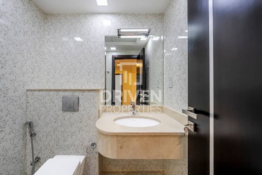 Spacious Villa | Ready to Move in | Community View - Image 17