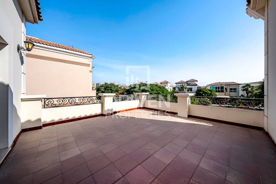 Spacious Villa | Ready to Move in | Community View - Image 21