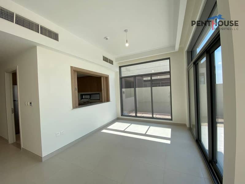 Brand New Villa | Single Row | Roof Access |Vacant - Image 6