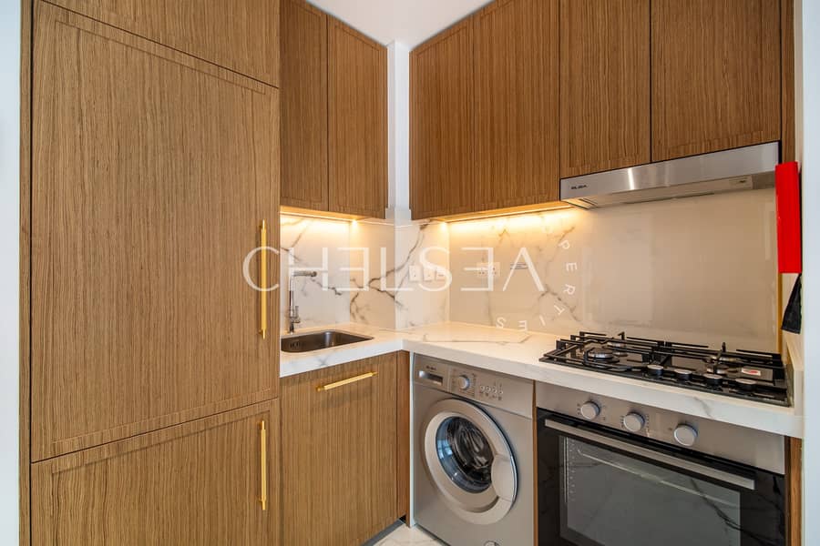 MODERN HOME | CHILLER FREE | PREMIUM LOCATION