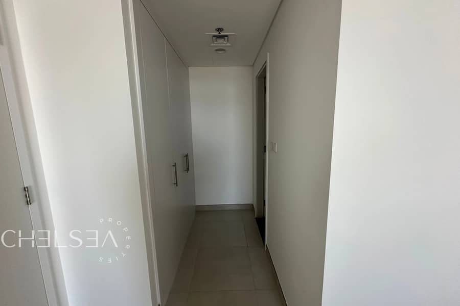 COMMUNITY VIEW | OFFERING UNFURNISHED | PRIME AREA - Image 8