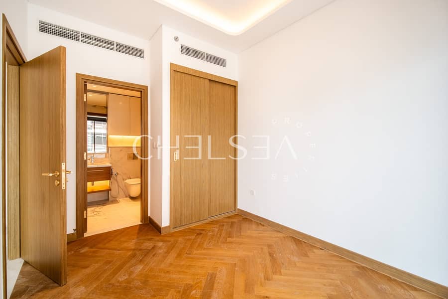 MODERN HOME | CHILLER FREE | PREMIUM LOCATION - Image 10