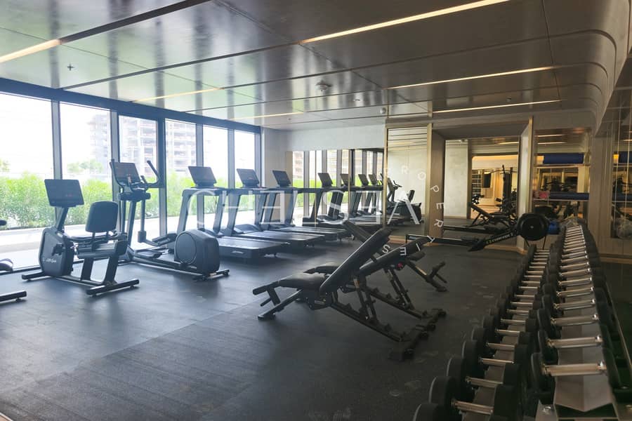 MODERN HOME | CHILLER FREE | PREMIUM LOCATION - Image 17