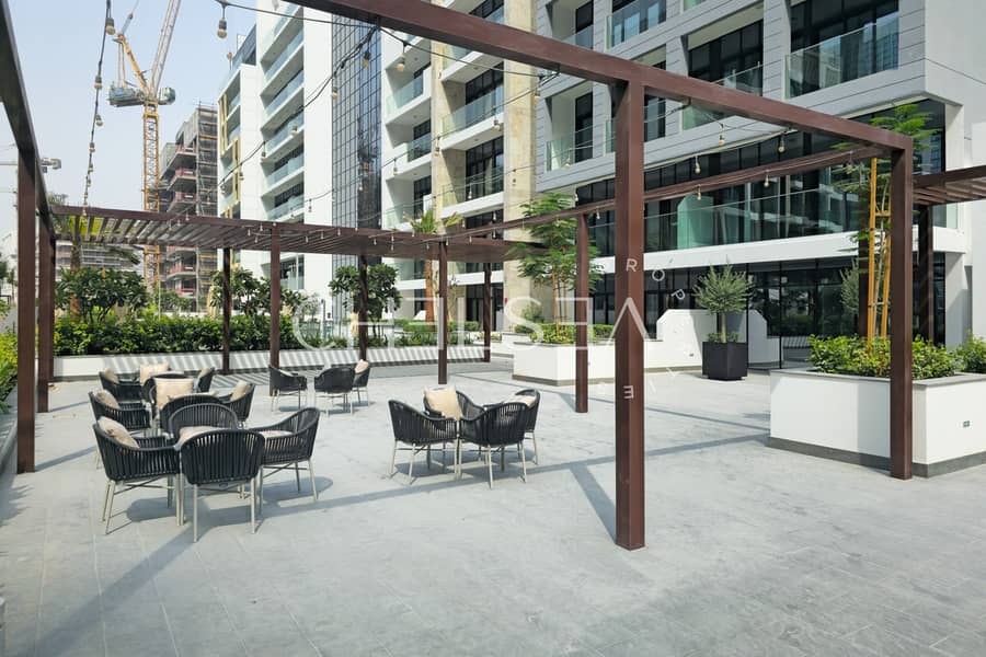 MODERN HOME | CHILLER FREE | PREMIUM LOCATION - Image 23