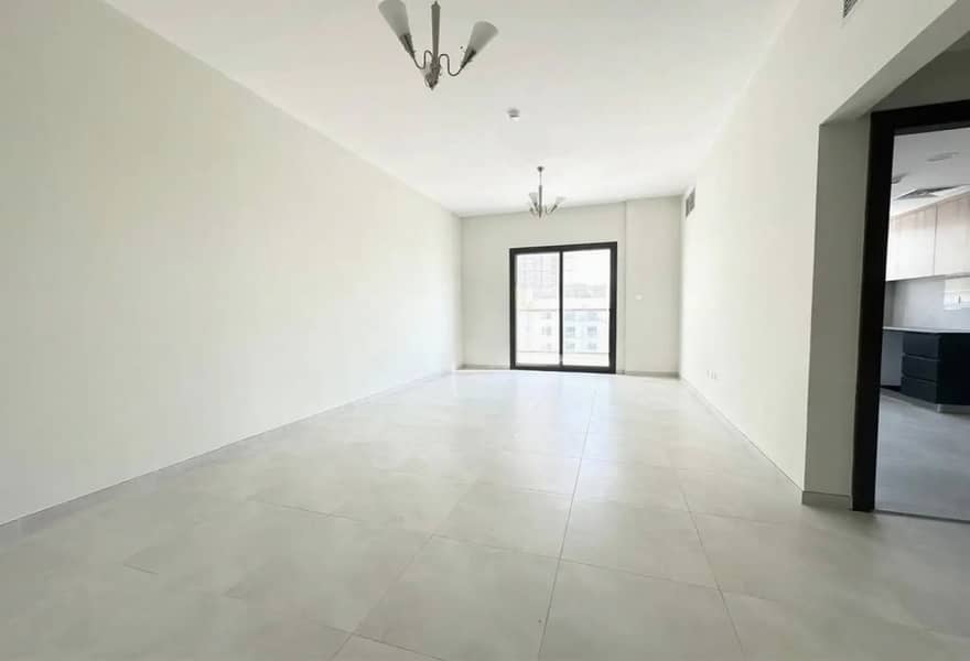 Chiller Free | Mid Floor | Spacious | Available - Image 9
