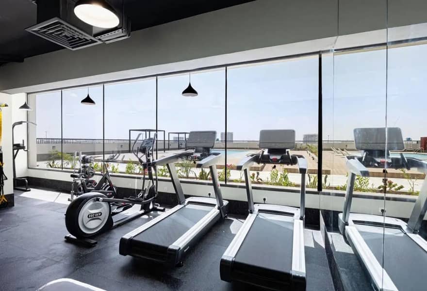 Chiller Free | Mid Floor | Spacious | Available - Image 12