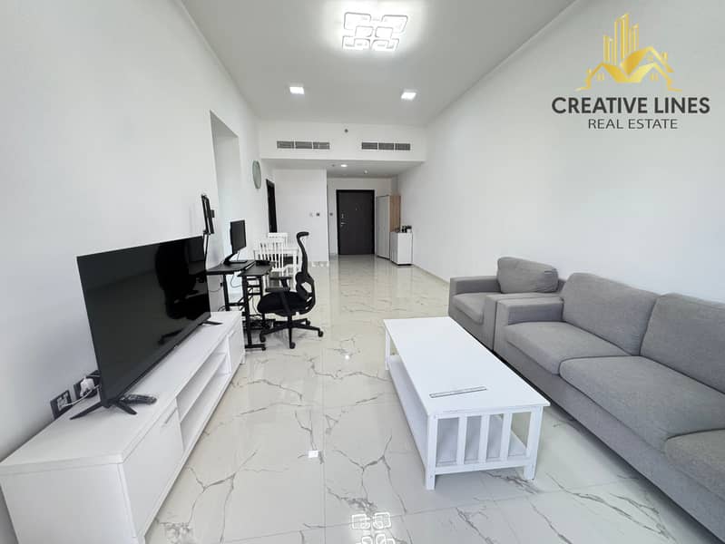 No COMMISSION// FULLY FURNISHED 2 BEDROOM// MODERN LAYOUT// ALL AMENITIES// READY TO MOVE