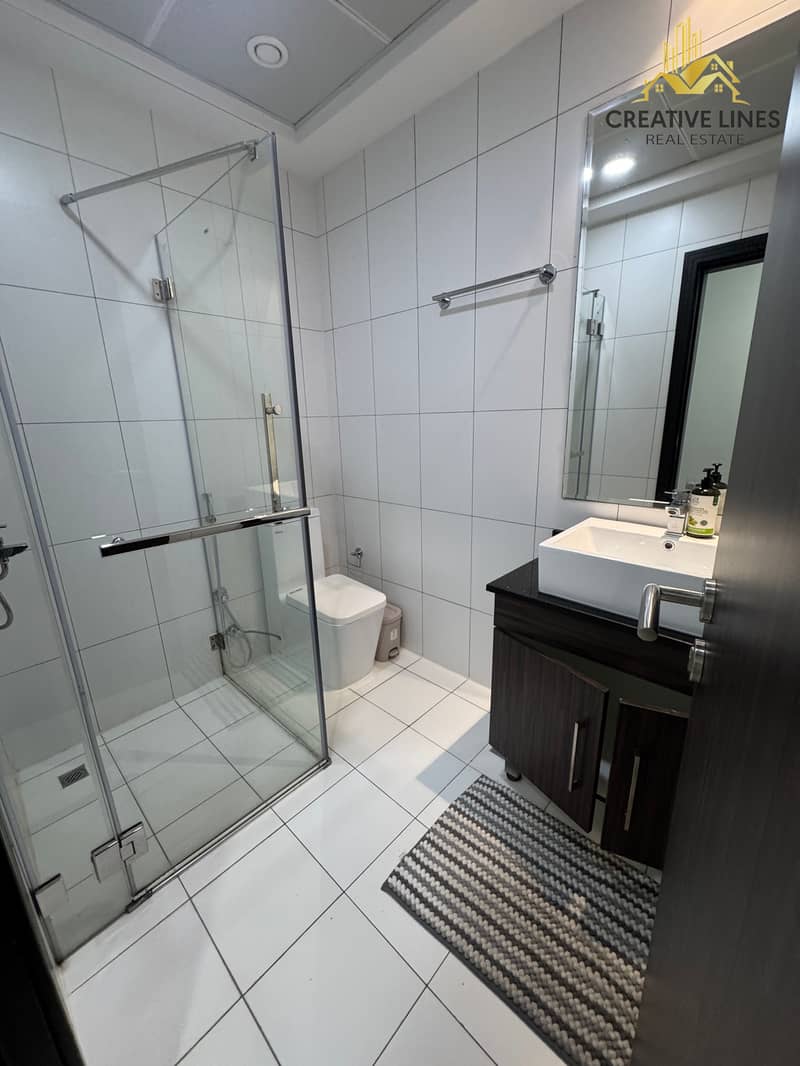 No COMMISSION// FULLY FURNISHED 2 BEDROOM// MODERN LAYOUT// ALL AMENITIES// READY TO MOVE - Image 13