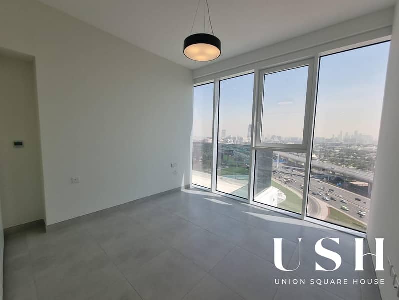 Dubai Frame and Zabeel Park View | Bigger Layout | Corner Unit