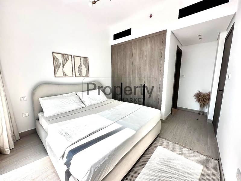 Vacant | Balcony | Pool View | Fully Furnished - Image 6