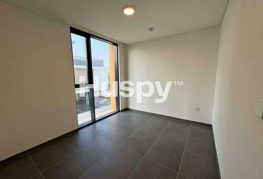 Ready to Move in | Brand New | Unfurnished - Image 11
