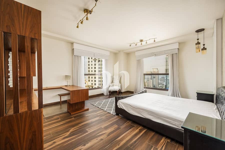 Vacant| Upgraded | sea view| 3 bedroom plus maids - Image 12