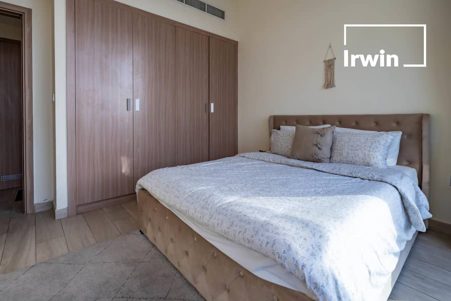 Burj Khalifa View | 2 Cheques | Vacant - Image 32