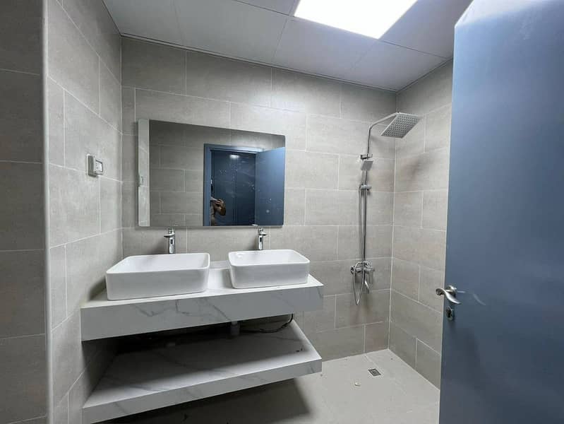 Fully Renovated |Spacious Layout |Closed To Mall - Image 15