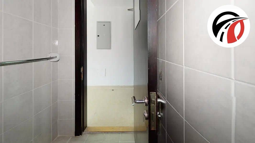 3bhk apartment available for rent in golden price - Image 6