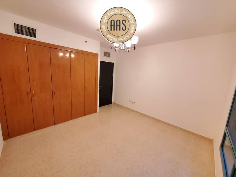 Easy Access To Metro Station One Bed Apartment For Rent - Image 7