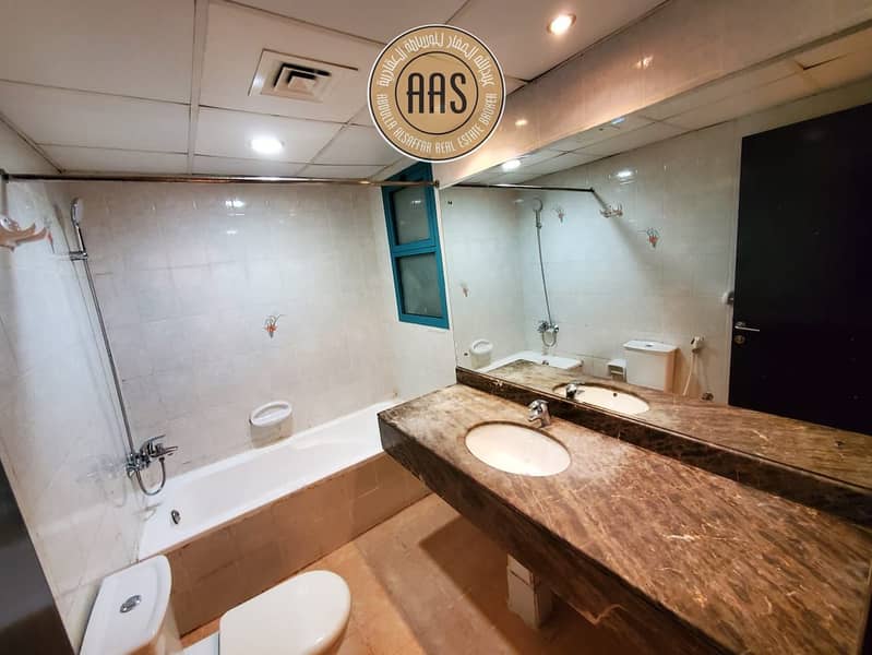 Easy Access To Metro Station One Bed Apartment For Rent - Image 16