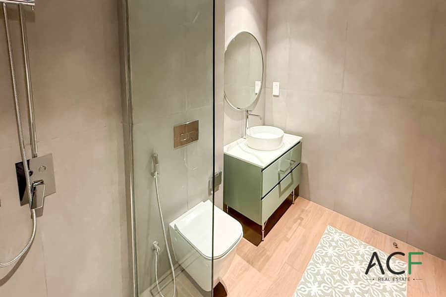 Exceptional Location | Brand New | Large Layout - Image 7