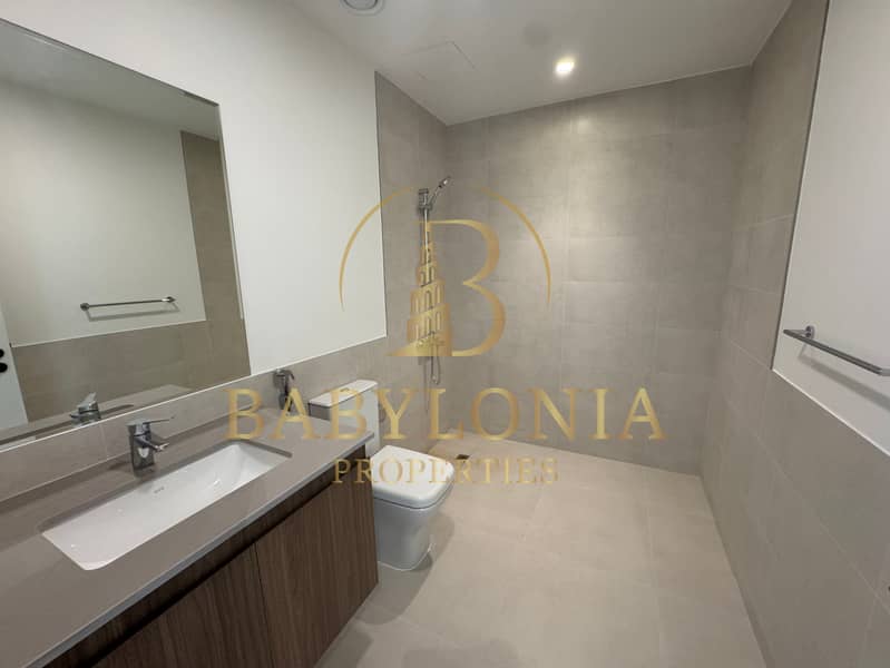 Brand New | Very Bright | Vacant on Transfer | 3 plus maid - Image 10