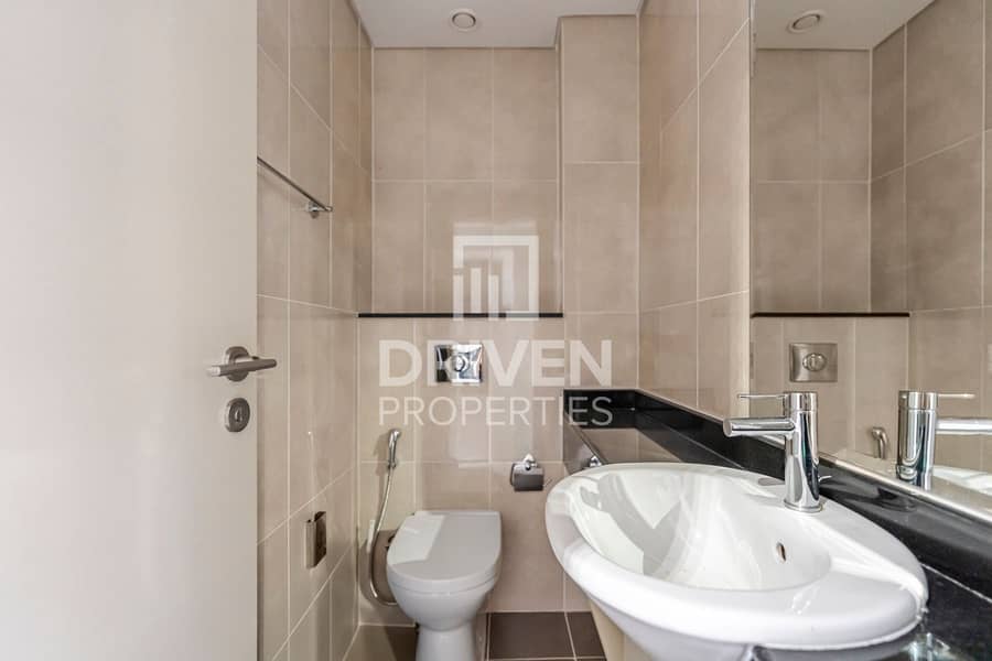 Fully Furnished | Modern Apt | Ready to Move in - Image 8