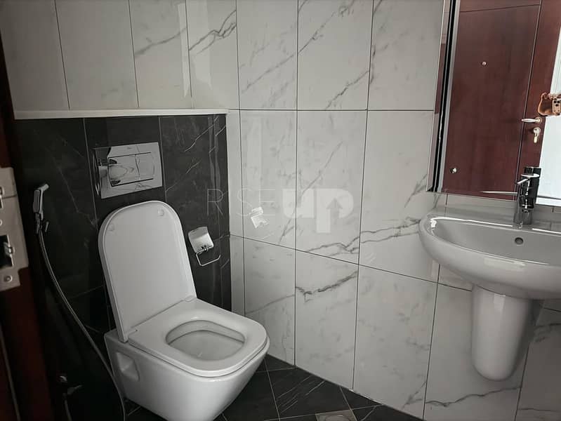 Burj Al Arab View | Prime Location | Ready to Move - Image 12