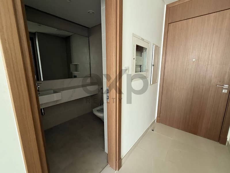 VACANT | CANAL N BURJ VIEW | HIGH FLOOR | BALCONY